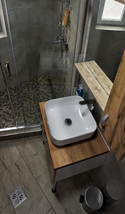 Flori'S Apartment Μπρασόβ Εξωτερικό φωτογραφία